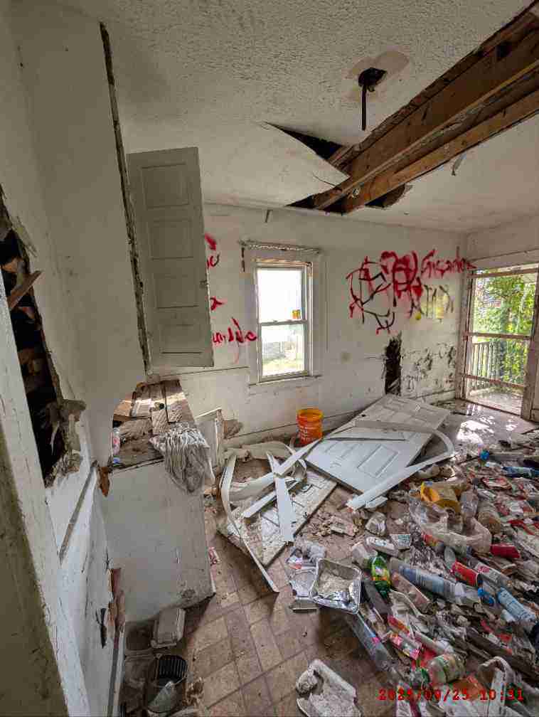 1689 Clements_edited.jpg